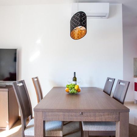 Rooms & Apartments Toni สโตเบรช ภายนอก รูปภาพ