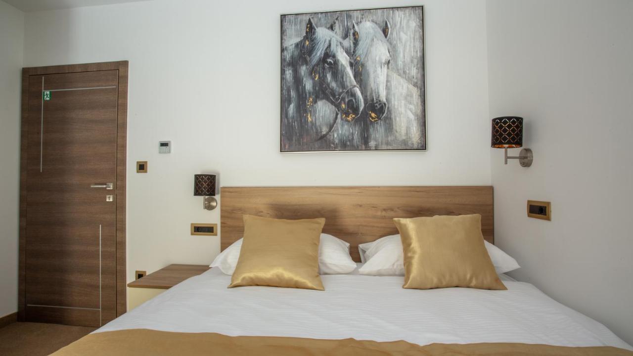 Rooms & Apartments Toni สโตเบรช ภายนอก รูปภาพ