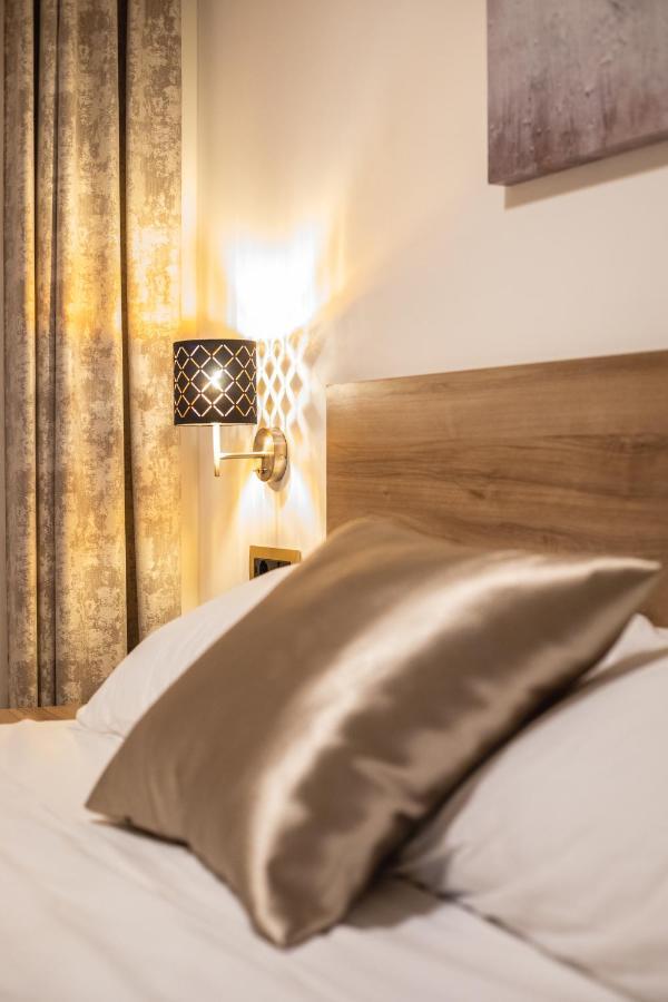 Rooms & Apartments Toni สโตเบรช ภายนอก รูปภาพ