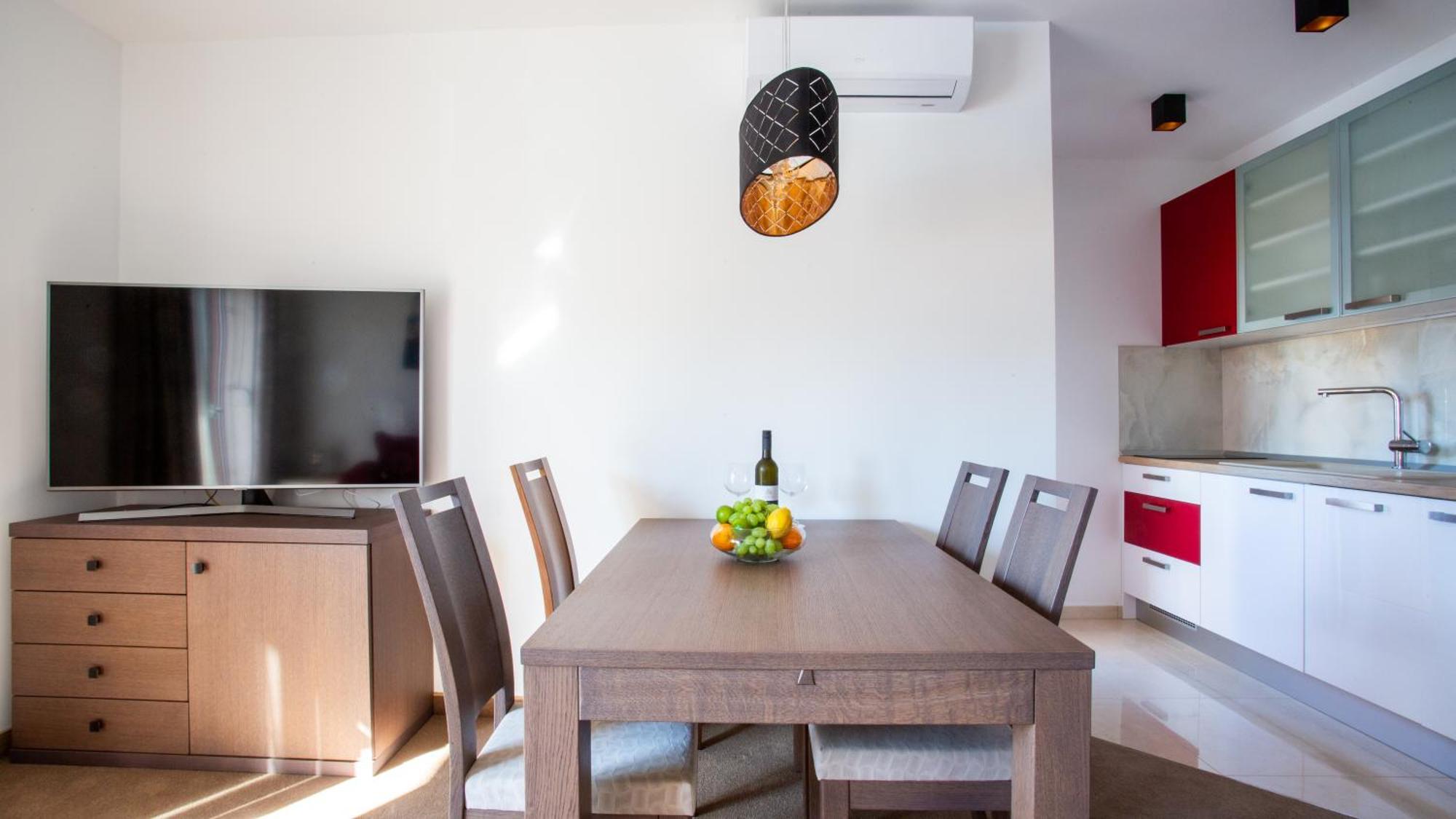 Rooms & Apartments Toni สโตเบรช ภายนอก รูปภาพ